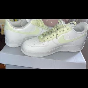 Air Force 1 White ice lime Size 9 in Womens
